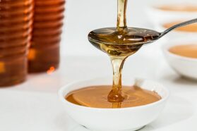 Pixabay - free to use
https://pixabay.com/photos/merry-christmas-honey-syrup-pouring-1006972/